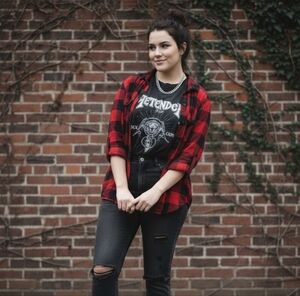 Torrid Red Buffalo Plaid Button Down Shirt Size 1 1X Flannel Cabincore Grunge